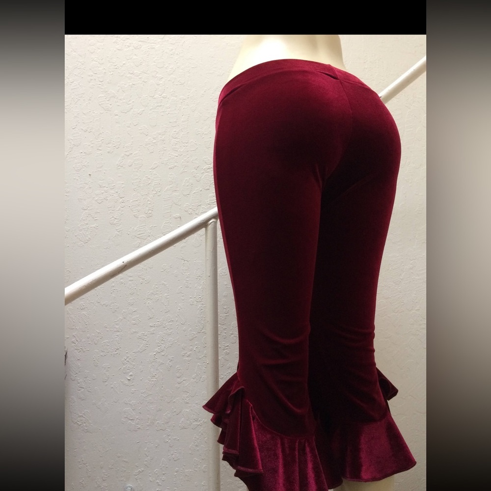 Red velvet ruffle capris